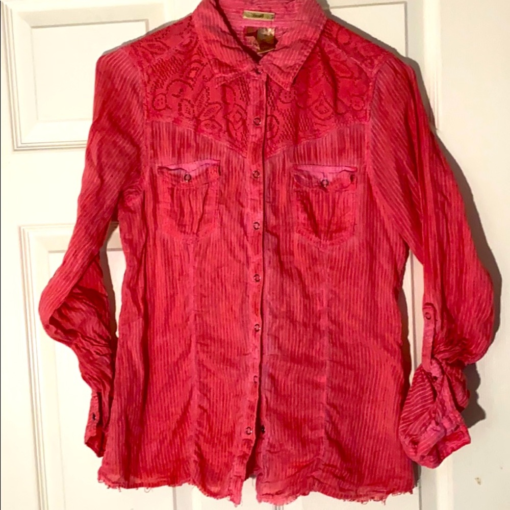 Long sleeve button up women’s shirt